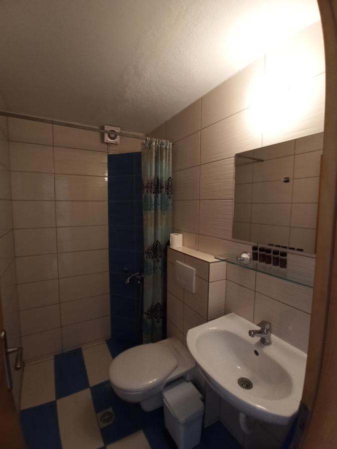 Villa Cosmos Inn Olympiakí Aktí Eksteriør billede